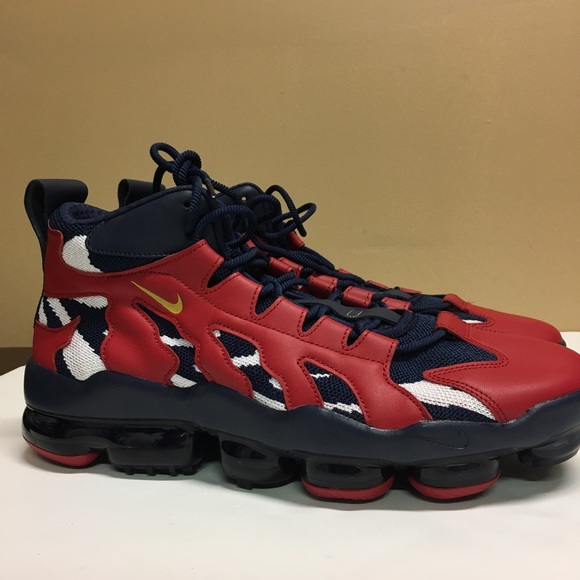 nike vapormax gliese red